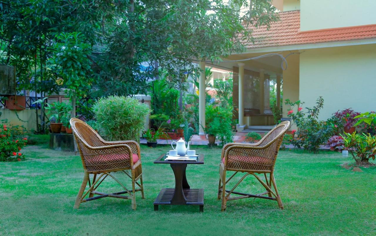 La Exotica Homestay Varkala Exterior photo