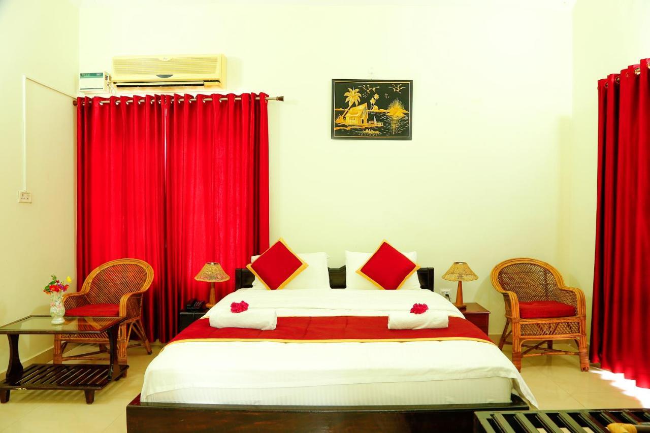 La Exotica Homestay Varkala Exterior photo
