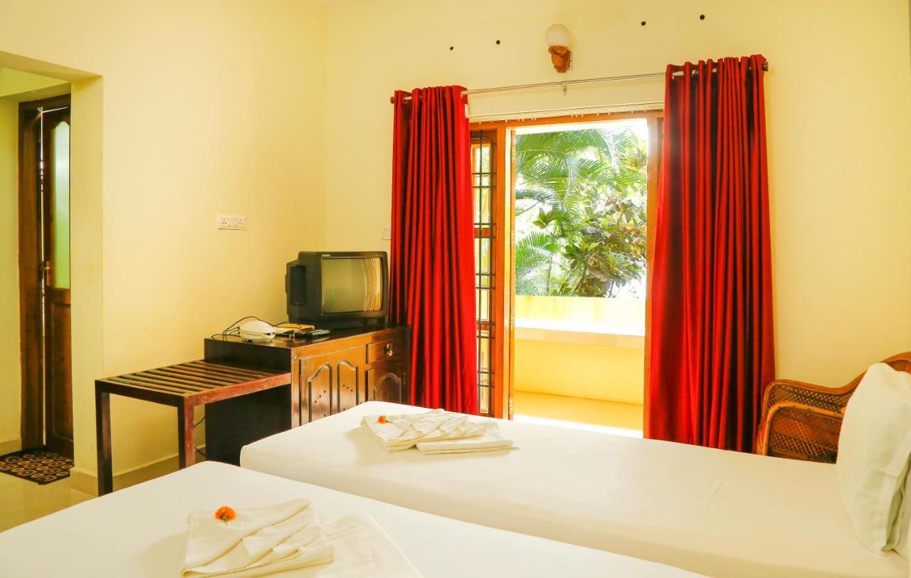 La Exotica Homestay Varkala Exterior photo